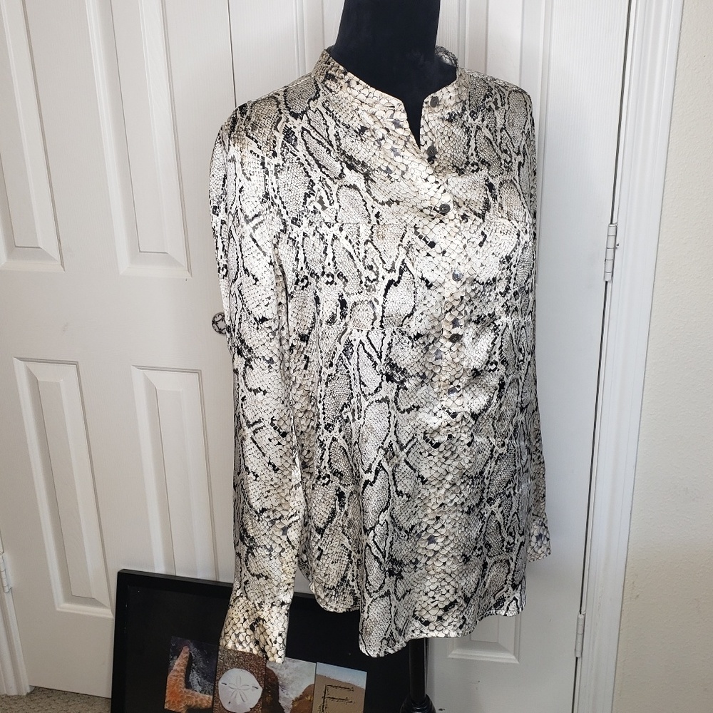 Equipment Femme Mandarin Snake Silk LS M